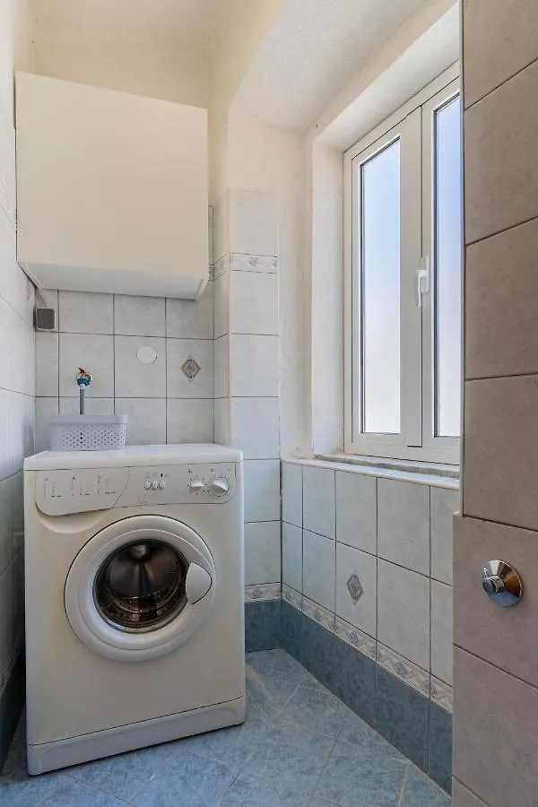 Apartman Antonija Cres 0*,